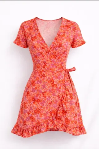 Vestido floral escote cruzado