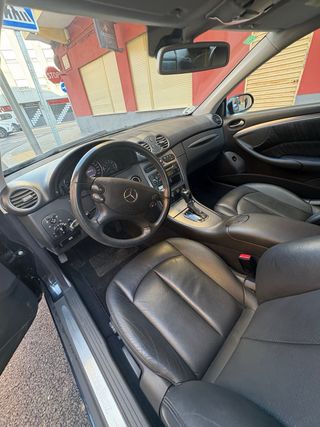 Mercedes-Benz  CLK 2004