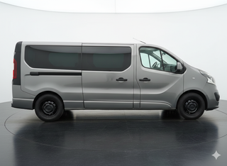Opel Vivaro Combi 9 plazas Larga