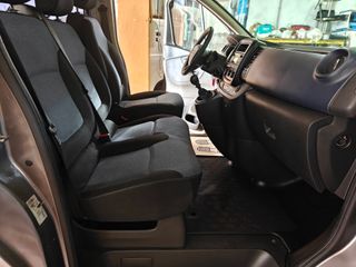 Opel Vivaro Combi 9 plazas Larga