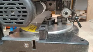 Sierra Ingletadora Femi TR245