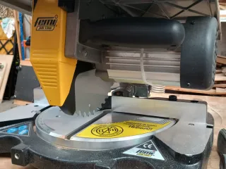 Sierra Ingletadora Femi TR245