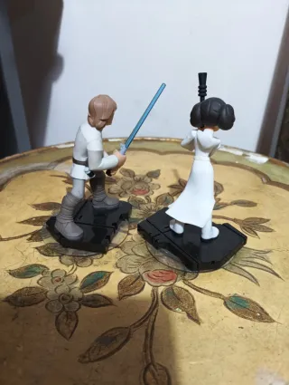 Figuras Star Wars Luke y Leia