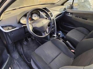 Centralita motor uce peugeot 0261201505 207 225895