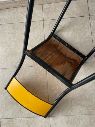 Silla Vintage Amarilla Metal y Madera