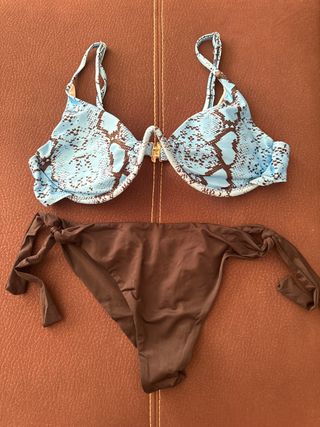 Bikini estampado serpiente azul y negro