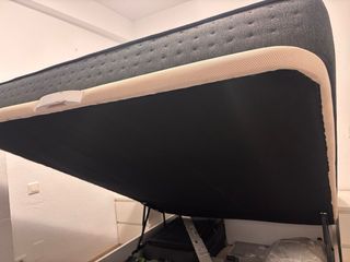 Canapé blanco en buen estado