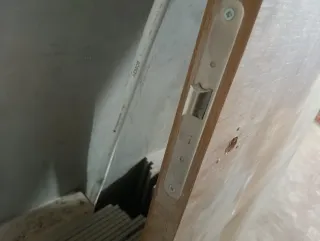 2 Hojas de Puerta Madera DIFERENTES