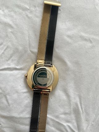 Reloj Viceroy Negro y Dorado