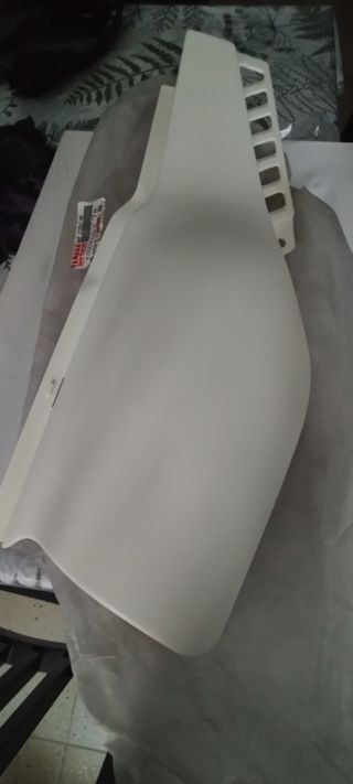 Tapa Lateral dcha Yamaha XT 600 87 Original Nueva.