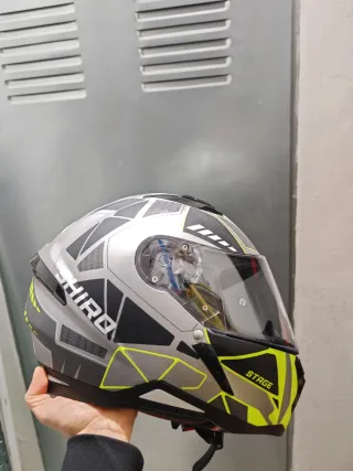 Casco Shiro gris y amarillo