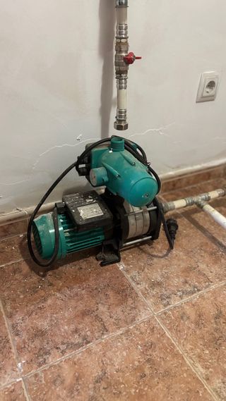 Bomba de agua eléctrica