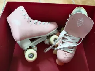 Patines rosas talla 36