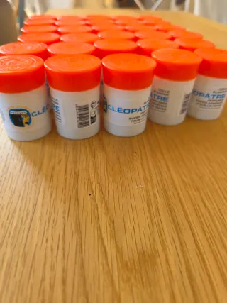 Lote 30 botes pegamento Cleopatra blanco