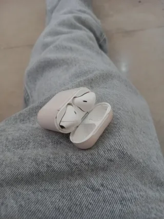 Airpods Apple