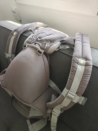 Mochila Portabebés con Asiento,solo dos usos.