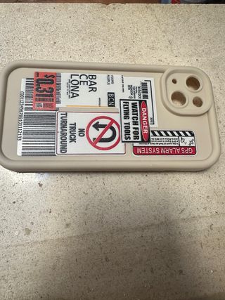 Funda iPhone 13 con diseño de pegatinas