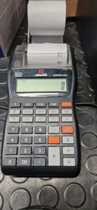 Calcolatrice Olivetti Summa 301