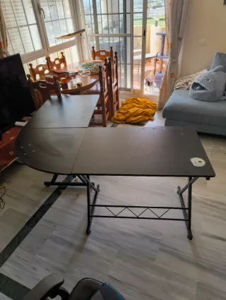 Mesa de escritorio en L