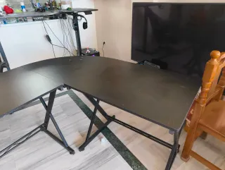Mesa de escritorio en L