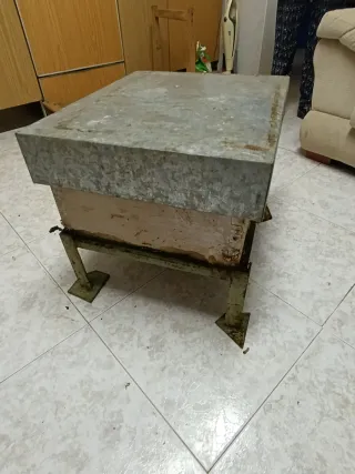 Utensilios de apicultura para obtener miel