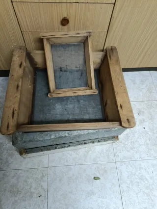 Utensilios de apicultura para obtener miel