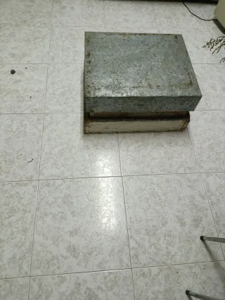 Utensilios de apicultura para obtener miel