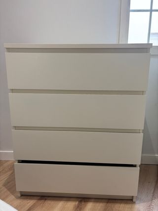 Cómoda Ikea 4 cajones blanca