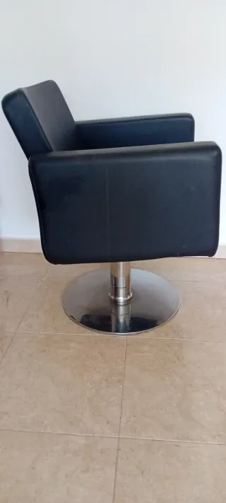 2 Sillones de Peluquería Negros