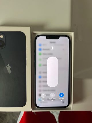 iPhone 13 Negro/Azul Marino