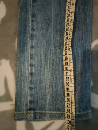Jeans stretti vita bassa