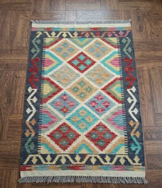Kilim fatto a mano in lana multicolore