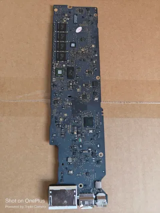 Placa base Apple MacBook Air producto de subastas