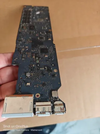 Placa base Apple MacBook Air producto de subastas
