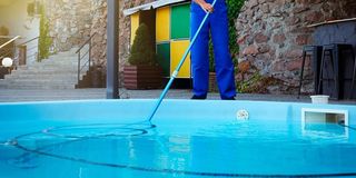 Servicio de limpieza de piscinas