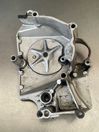 Tapa cubre piñón YZF1000R Thunderace