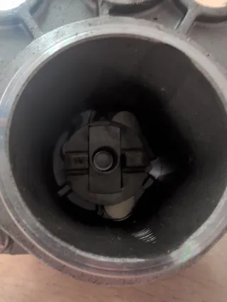 Bomba de vacío Pierburg 93T-267 Peugeot Citroën