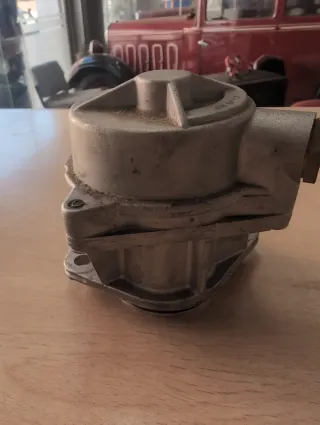 Bomba de vacío Pierburg 93T-267 Peugeot Citroën