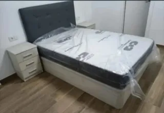 Liquidación de canapés y colchones