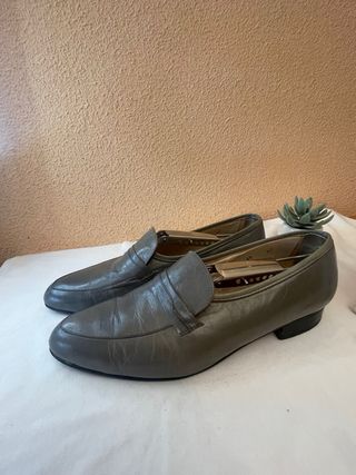Zapatos de vestir grises