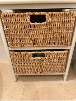Mueble auxiliar baño 2 cestas mimbre y madera