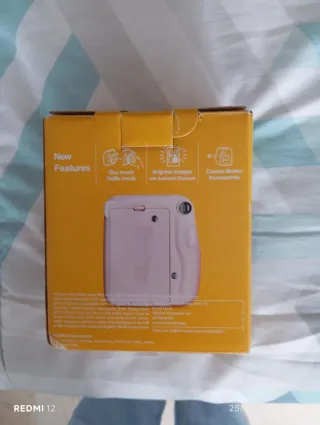 Fujifilm Instax Mini 11 rosa nueva con caja