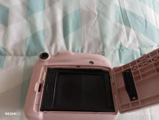 Fujifilm Instax Mini 11 rosa nueva con caja