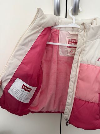 Chaqueta Levi's 18 meses sin usar