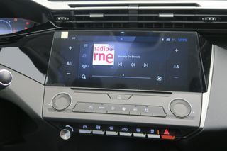 Peugeot 308 5P Active Hybrid 180 eEAT8