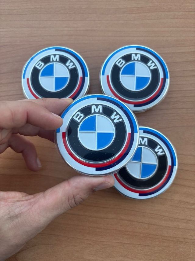 Tapabujes BMW 68mm 50 Aniversario (4 uds)