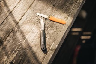 Cuchillo de injerto en forma de gancho K62