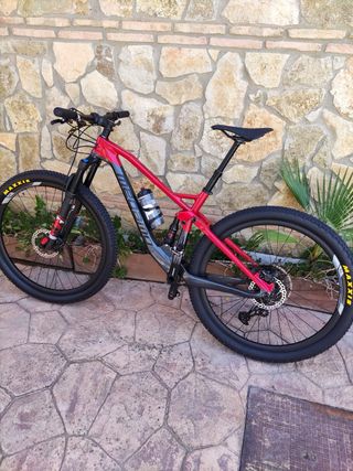 Megamo Track FS Carbon 2022 Talla M — Reestreno