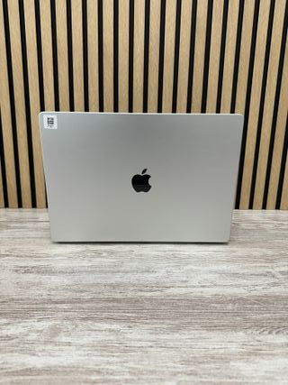 MacBook Pro 16" 2021 M1 PRO 16gb 512gb SSD