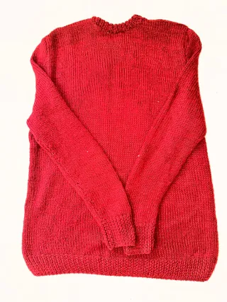 Maglione rosso con rombi